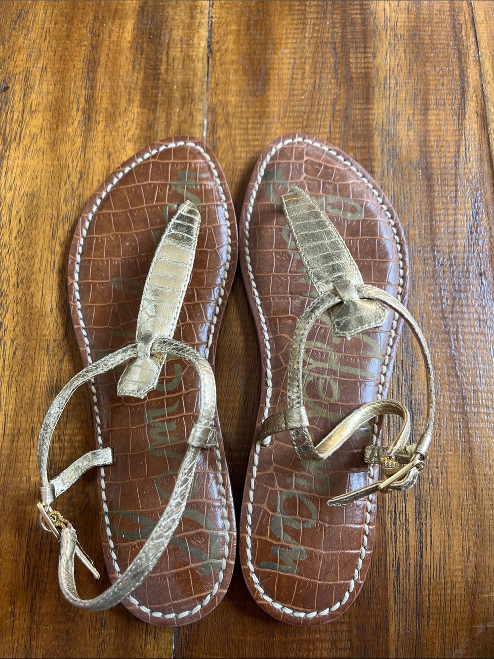 Sam Edelman Women’s Gold Leather T-Strap Sandals